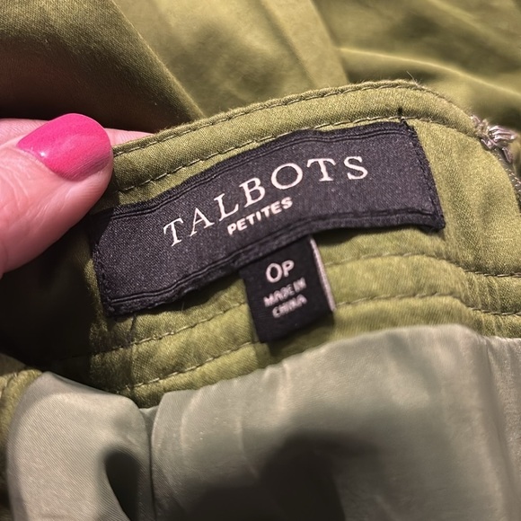 Talbots Kelly Olive Green front slit Business Skirt Woman’s Size OP - Picture 2 of 11